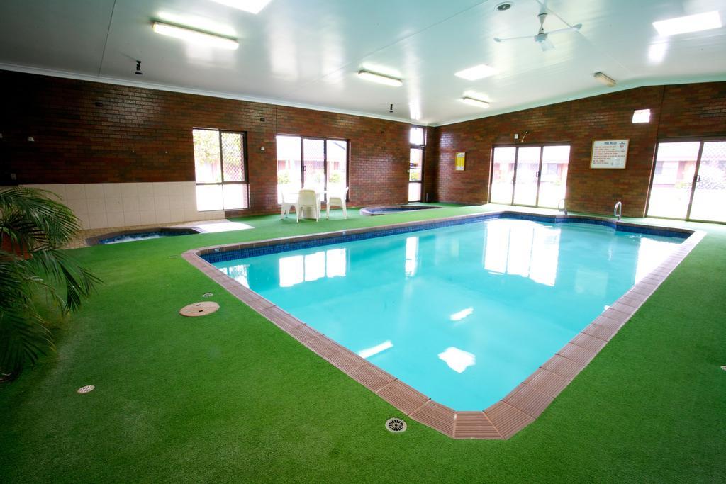 هورشام Golden Grain Motor Inn المظهر الخارجي الصورة