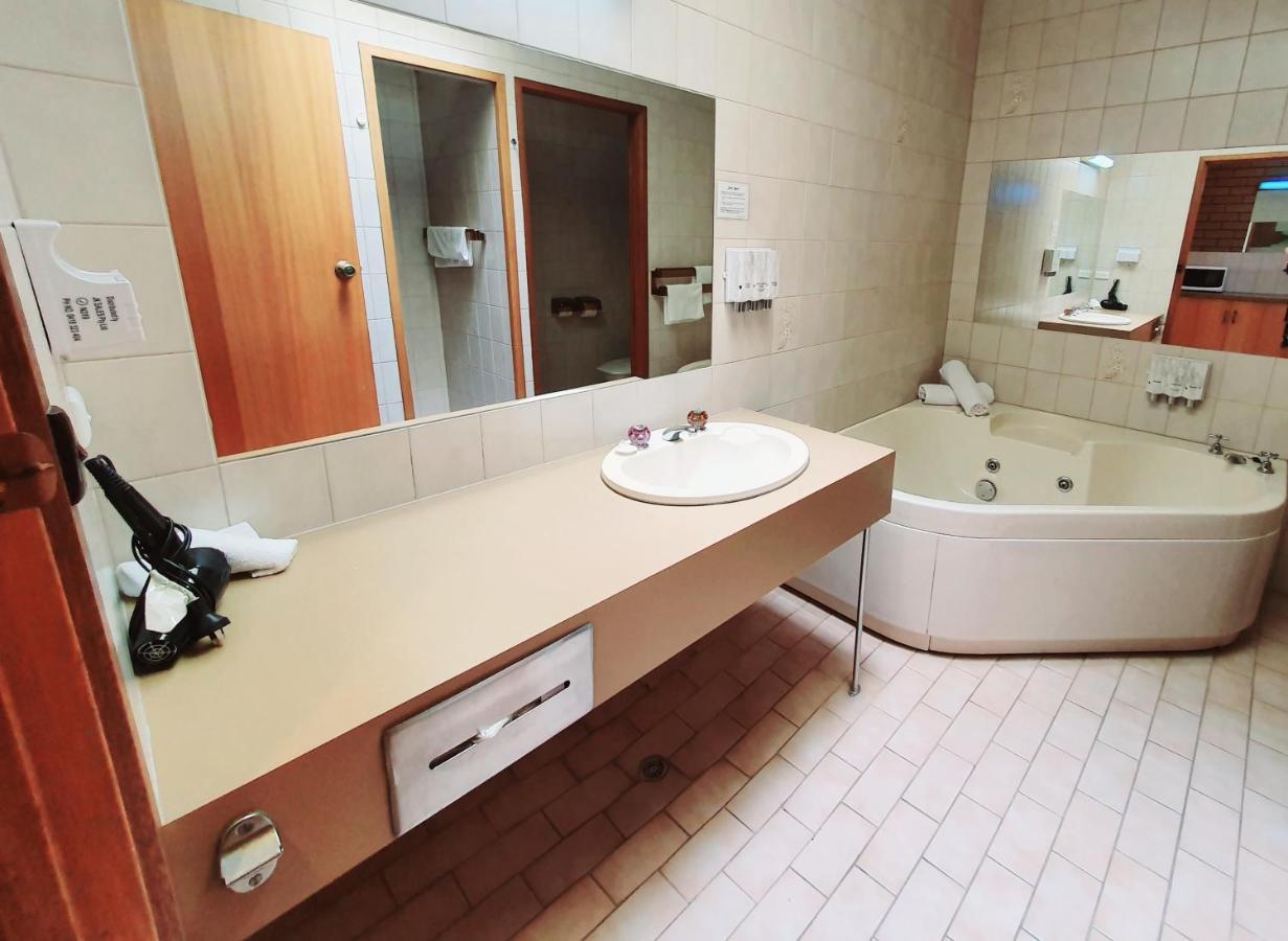 هورشام Golden Grain Motor Inn المظهر الخارجي الصورة
