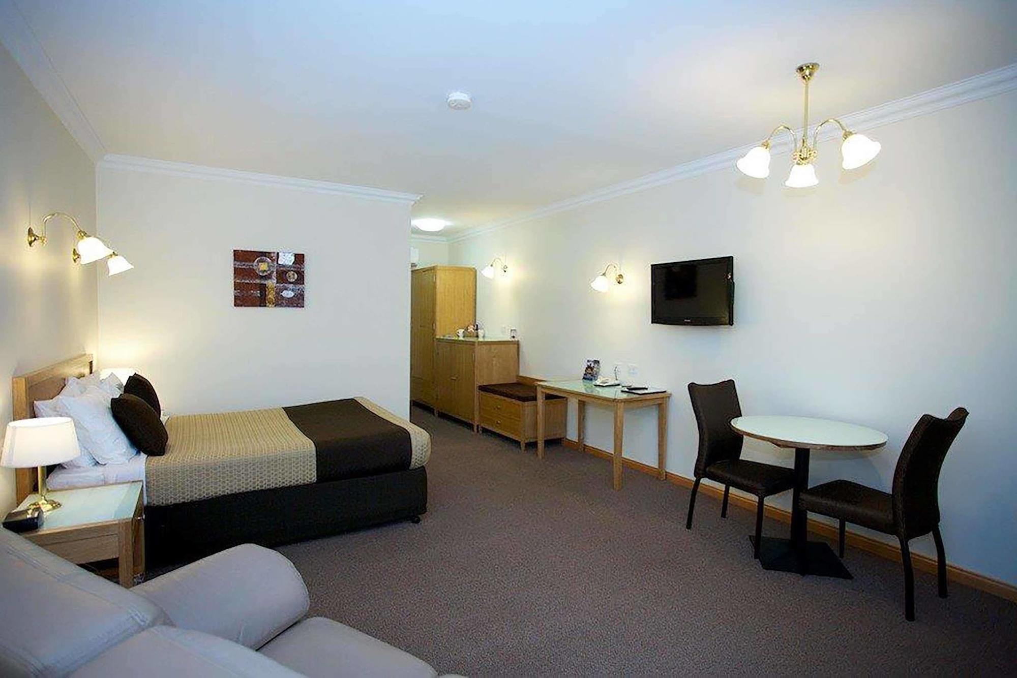 هورشام Golden Grain Motor Inn المظهر الخارجي الصورة