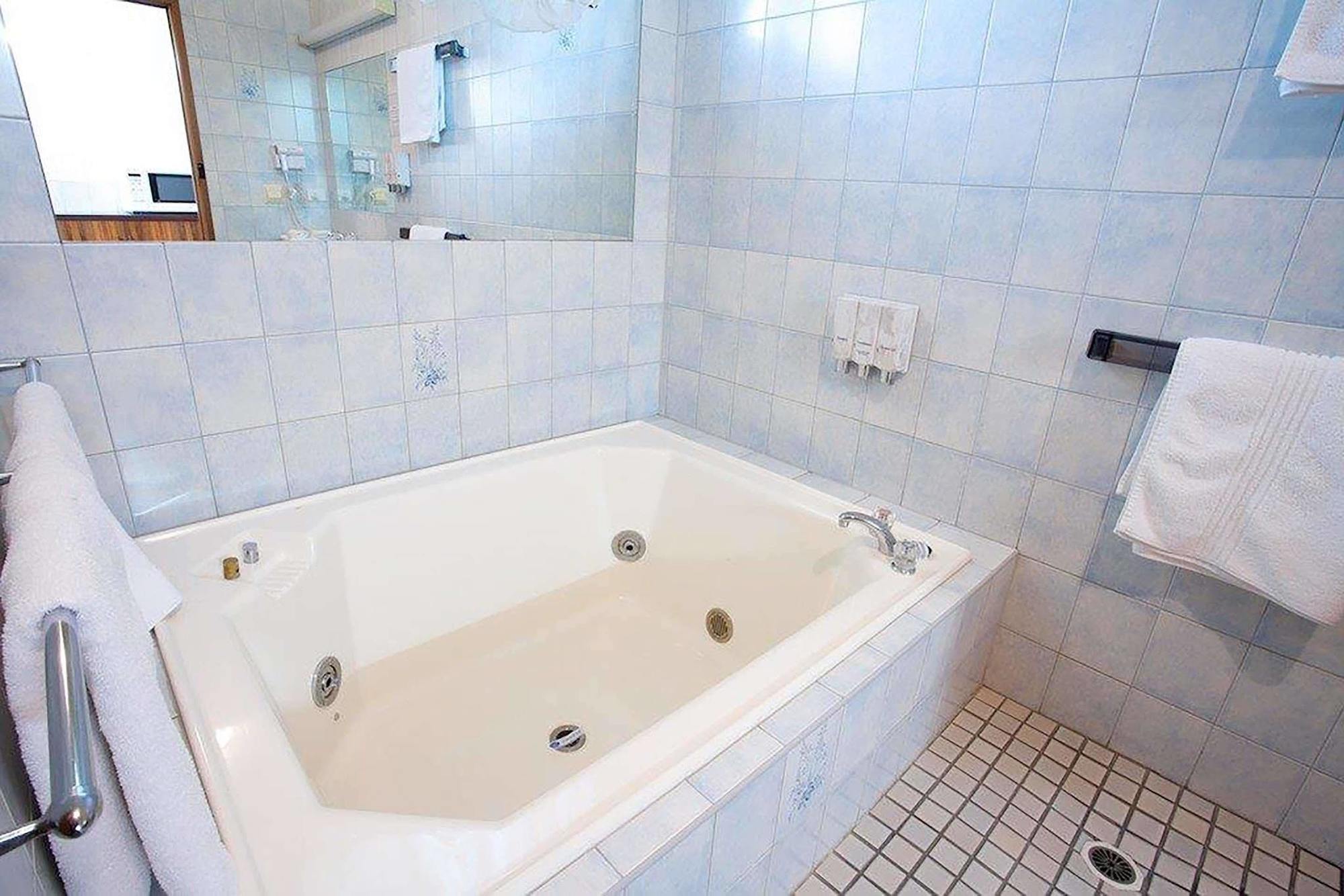 هورشام Golden Grain Motor Inn المظهر الخارجي الصورة