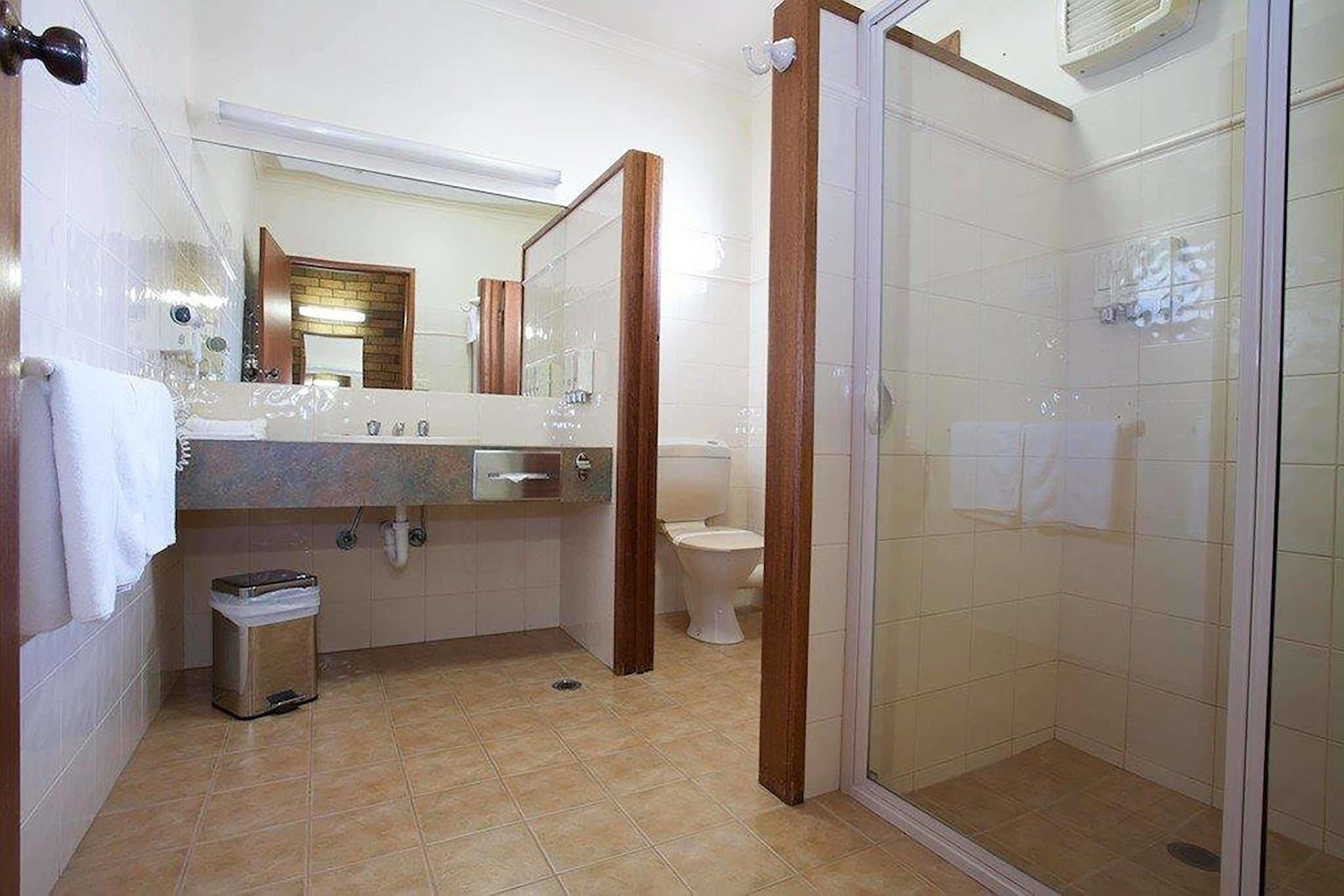 هورشام Golden Grain Motor Inn المظهر الخارجي الصورة